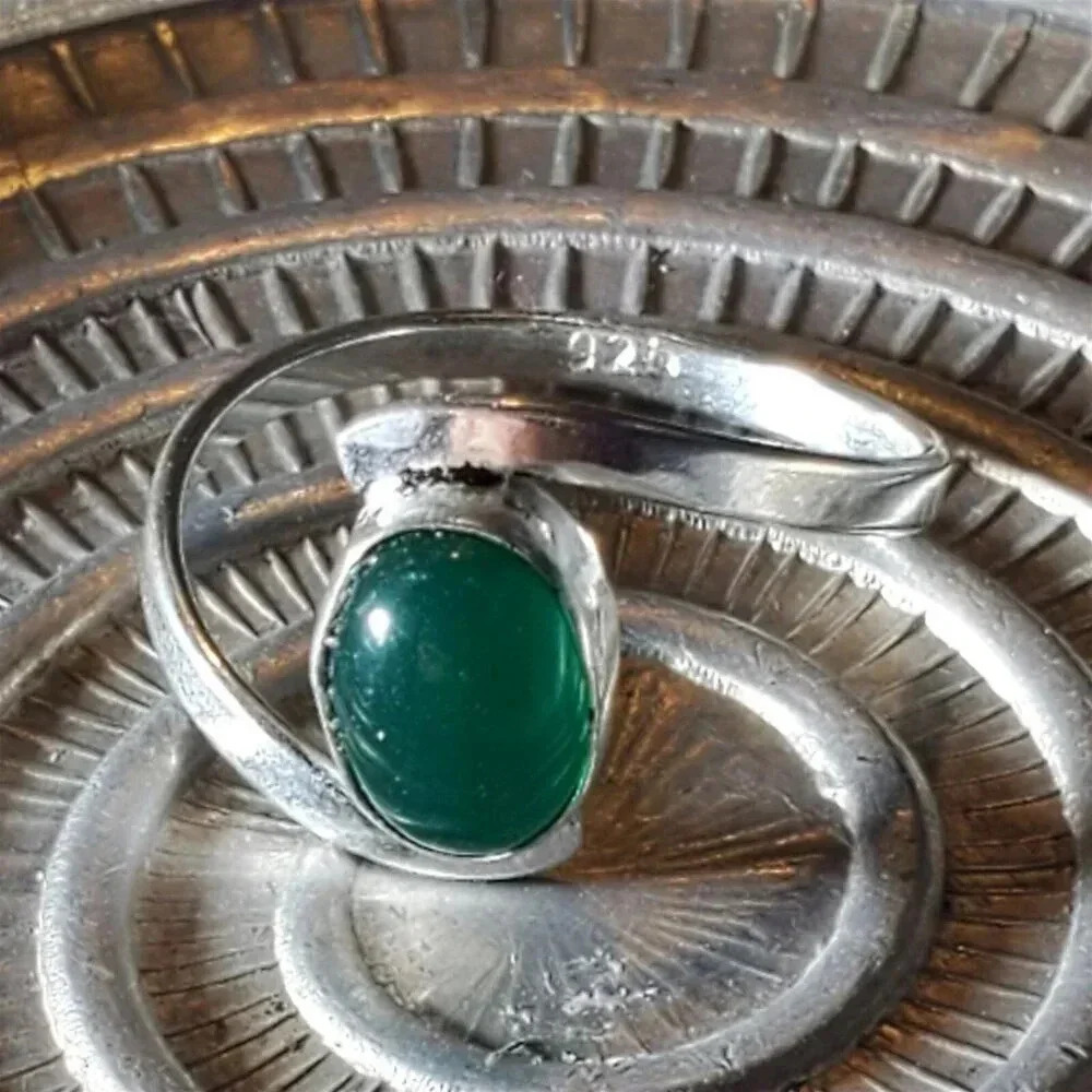 Artisan India Green Jade 925 Sterling Silver Plated Gemstone Ring Size 7.5